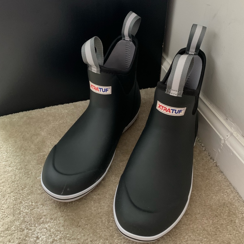 XtraTuf Rain-boots (BRAND NEW)
